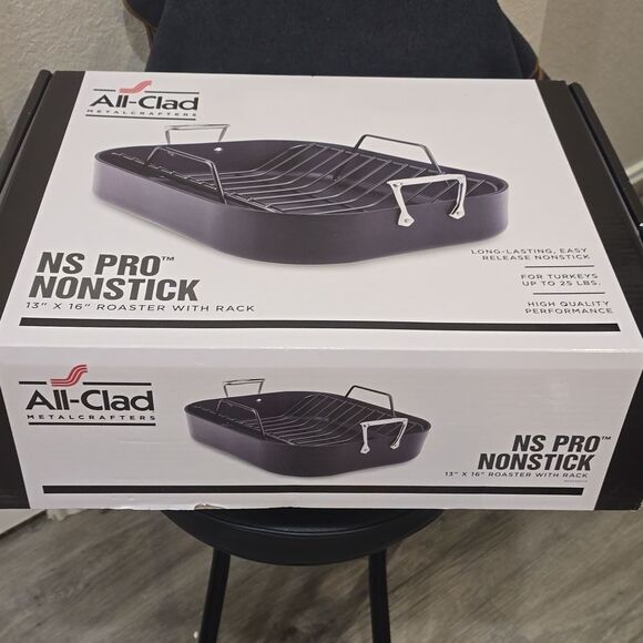 All-Clad NS Pro Non-Stick Roaster Pan w/ Rack - Picture 5 of 7